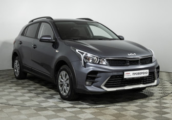 Подержанный автомобиль Kia Rio Hatchback 2021 года (3 фото)