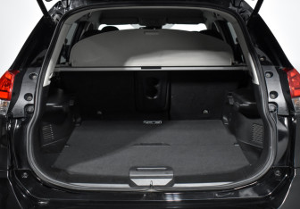 Подержанный автомобиль Nissan X-Trail 2019 года (20 фото)