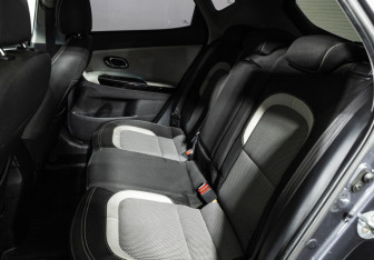 Подержанный автомобиль Kia Ceed Hatchback 2018 года (10 фото)