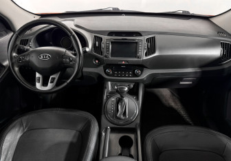 Подержанный автомобиль Kia Sportage 2011 года (15 фото)