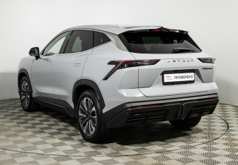 Подержанный автомобиль Jetour Dashing 2023 года (7 фото)