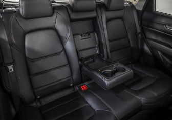 Подержанный автомобиль Mazda CX-5 2022 года (31 фото)