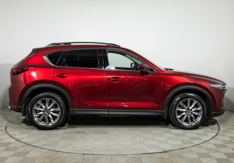 Подержанный автомобиль Mazda CX-5 2019 года (4 фото)
