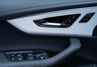 Новый Audi Q7 2025 (4 фото)