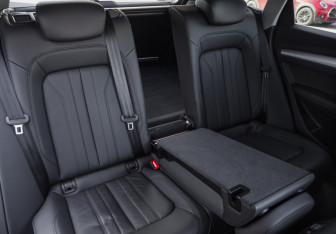 Подержанный автомобиль Audi Q5 2020 года (29 фото)