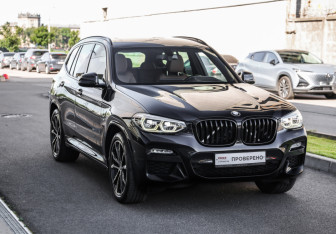 Подержанный автомобиль BMW X3 2018 года (5 фото)