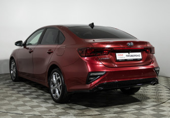 Подержанный автомобиль Kia Cerato Sedan 2019 года (7 фото)
