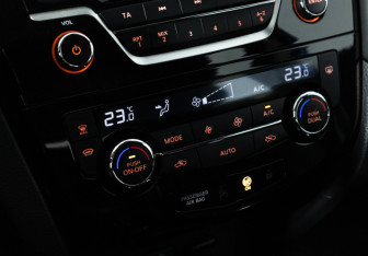 Подержанный автомобиль Nissan Qashqai 2020 года (15 фото)