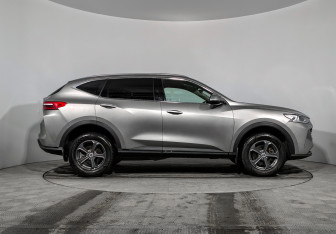 Подержанный автомобиль Haval F7 2024 года (4 фото)