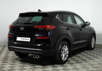 Подержанный автомобиль Hyundai Tucson 2020 года (5 фото)