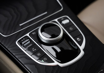 Подержанный автомобиль Mercedes-Benz GLC Coupe 2019 года (19 фото)