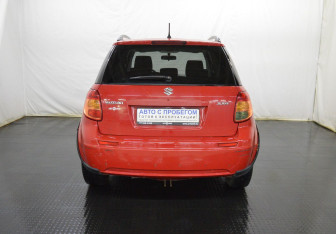 Подержанный автомобиль Suzuki SX4 Hatchback 2008 года (6 фото)