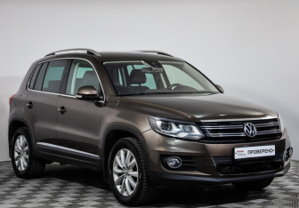 Подержанный автомобиль Volkswagen Tiguan 2015 года (3 фото)