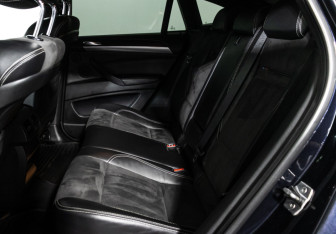 Подержанный автомобиль BMW X6 2014 года (10 фото)