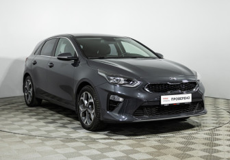 Подержанный автомобиль Kia Ceed Hatchback 2018 года (3 фото)
