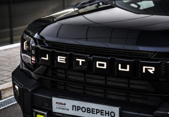 Подержанный автомобиль Jetour T2 2024 года (11 фото)