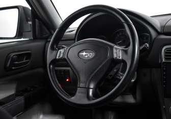 Подержанный автомобиль Subaru Forester Suv 2007 года (14 фото)