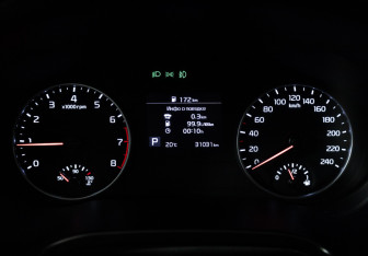 Подержанный автомобиль Kia Seltos 2022 года (13 фото)