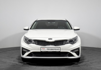 Подержанный автомобиль Kia Optima Sedan 2018 года (2 фото)