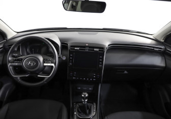 Подержанный автомобиль Hyundai Tucson 2021 года (9 фото)