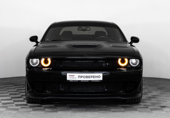 Подержанный автомобиль Dodge Challenger 2020 года (3 фото)