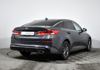 Подержанный автомобиль Kia Optima Sedan 2018 года (5 фото)