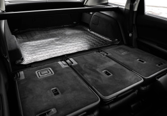 Подержанный автомобиль Audi Q7 2020 года (29 фото)