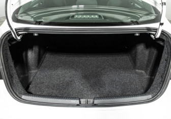 Подержанный автомобиль Volkswagen Jetta Sedan 2017 года (18 фото)