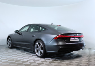 Подержанный автомобиль Audi A7 2019 года (7 фото)