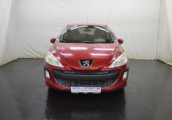 Подержанный автомобиль Peugeot 308 Hatchback 2009 года (2 фото)