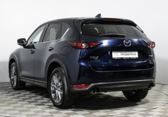 Подержанный автомобиль Mazda CX-5 2020 года (7 фото)
