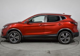 Подержанный автомобиль Nissan Qashqai 2021 года (8 фото)