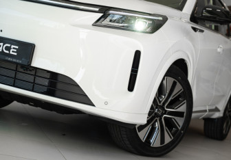 Новый Evolute i-SPACE 2025 (8 фото)