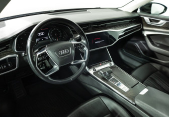 Подержанный автомобиль Audi A6 Wagon 2021 года (11 фото)