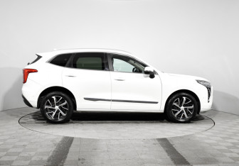 Подержанный автомобиль Haval Jolion 2021 года (4 фото)