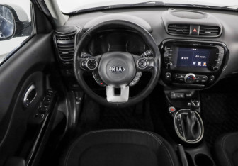 Подержанный автомобиль Kia Soul 2017 года (11 фото)