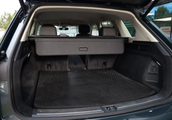 Подержанный автомобиль Volkswagen Touareg 2019 года (34 фото)