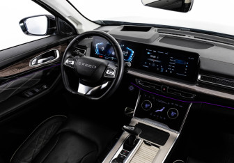 Подержанный автомобиль Exeed VX 2022 года (15 фото)