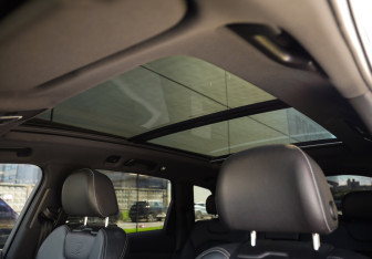 Подержанный автомобиль Audi Q7 2015 года (31 фото)
