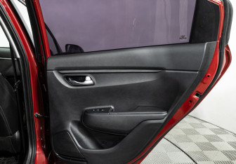 Подержанный автомобиль Kia Rio Sedan 2022 года (28 фото)