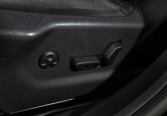 Подержанный автомобиль Peugeot 508 Sedan 2012 года (17 фото)