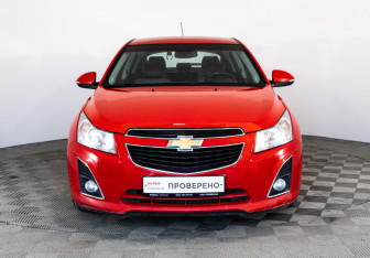 Подержанный автомобиль Chevrolet Cruze Hatchback 2014 года (2 фото)