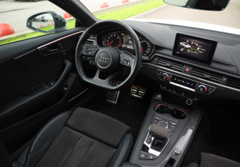 Подержанный автомобиль Audi A5 Coupe 2019 года (11 фото)