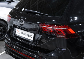 Подержанный автомобиль Volkswagen Tiguan 2021 года (7 фото)