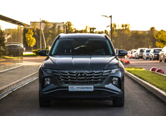 Подержанный автомобиль Hyundai Tucson 2022 года (4 фото)