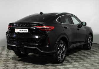 Подержанный автомобиль Haval F7x 2022 года (5 фото)