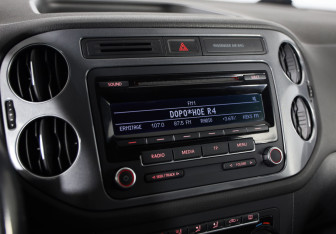 Подержанный автомобиль Volkswagen Tiguan 2011 года (12 фото)