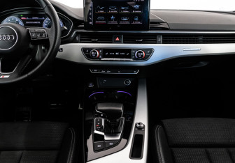 Подержанный автомобиль Audi A5 Liftback 2021 года (22 фото)