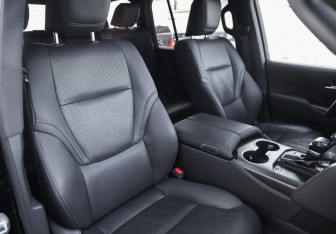 Подержанный автомобиль Toyota Land Cruiser Suv 2022 года (31 фото)