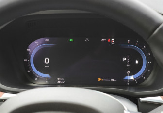 Подержанный автомобиль Volvo XC60 2024 года (19 фото)